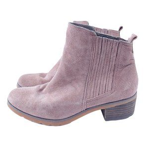 Reef Tan Ankle Booties with Elastic Panels . These are new without tag or box .